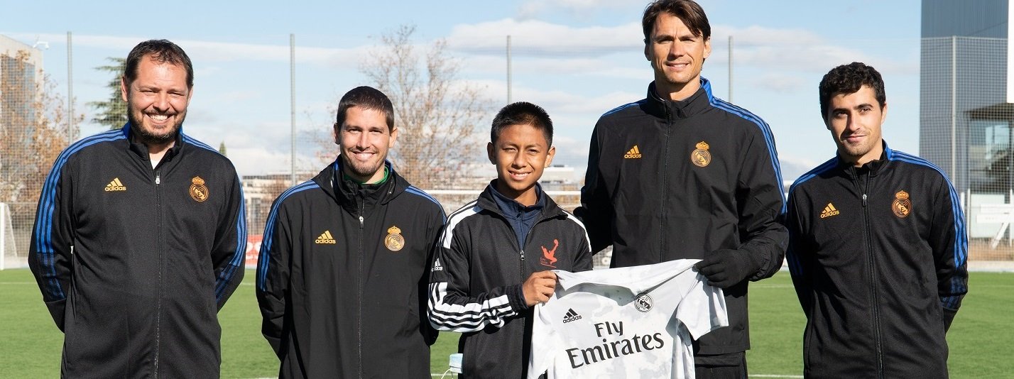 Entrenadores formados en la metodología educativa de la Fundación Real Madrid.